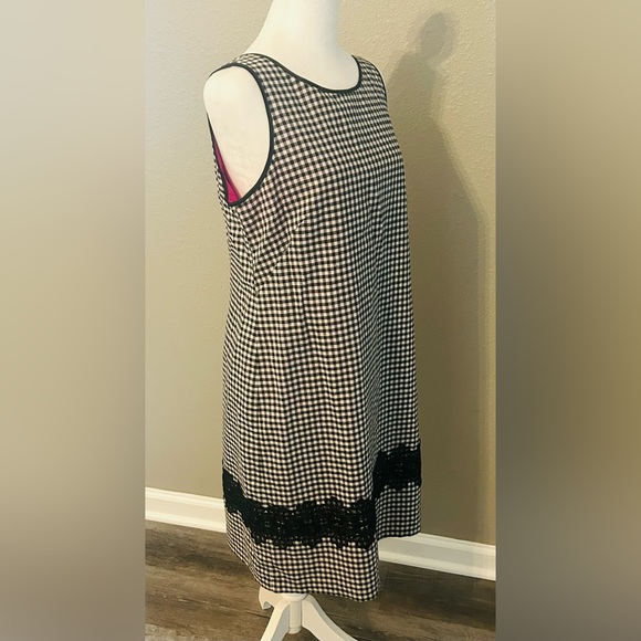 Jessica Howard Sleeveless Sheath Dress - Large / 12 - Black Gingham Lace Trim - Picture 3 of 13